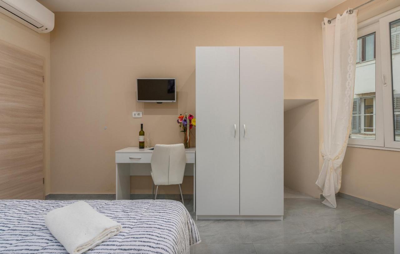 Roberto Rooms Пореч Экстерьер фото