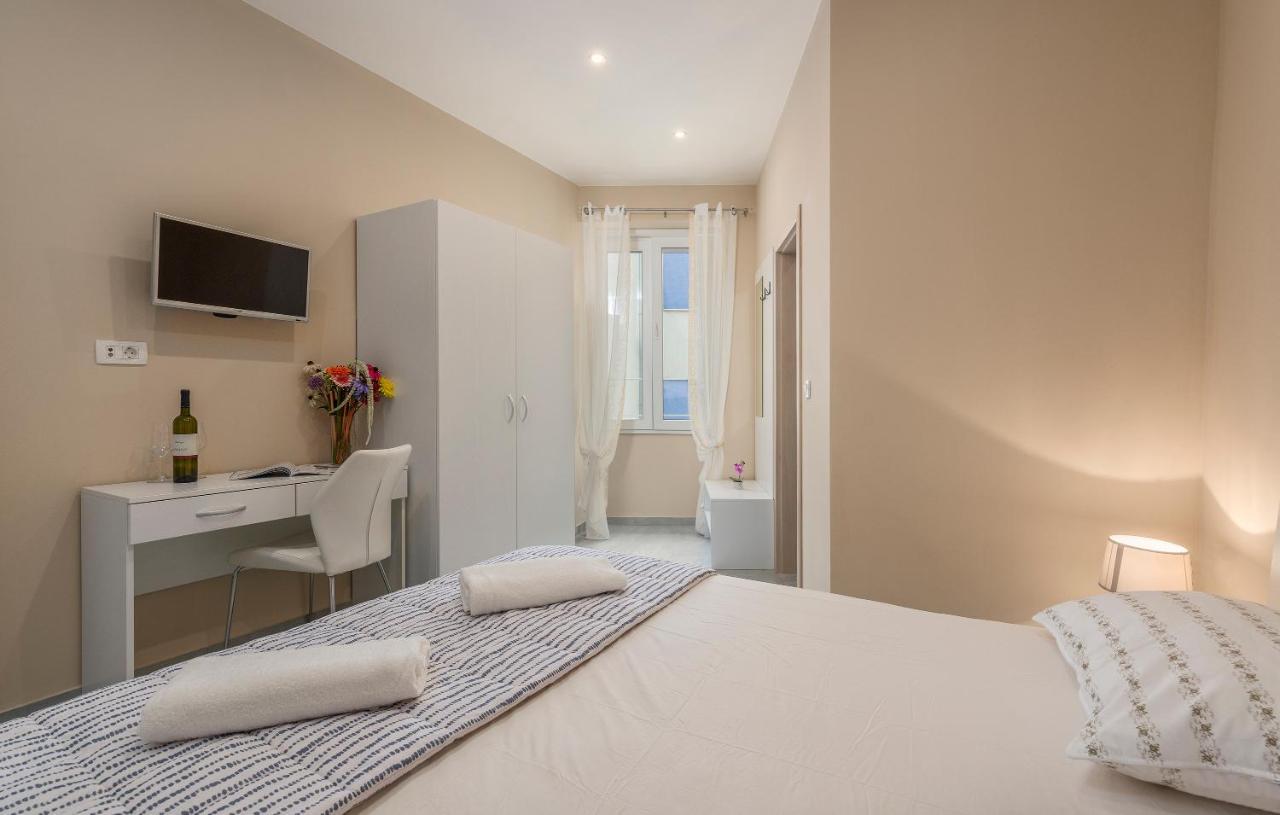 Roberto Rooms Пореч Экстерьер фото